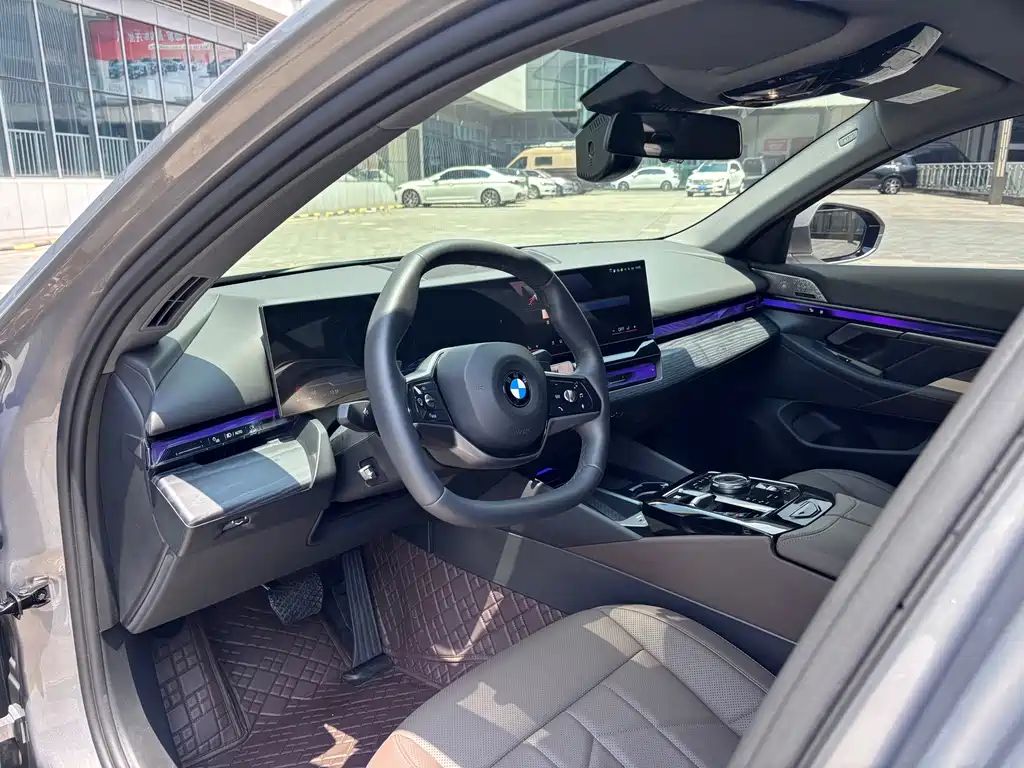 BMW 5 Series 2024