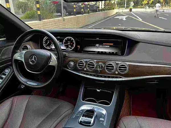 Mercedes-Benz S-Class 2016
