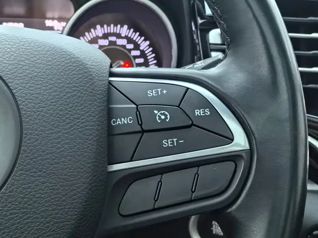 Jeep Grand Commander 2021 — фото 26