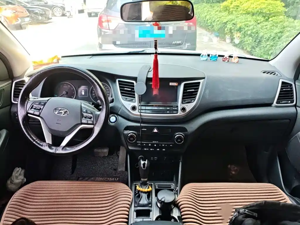 Hyundai Tucson 2016 — фото 13