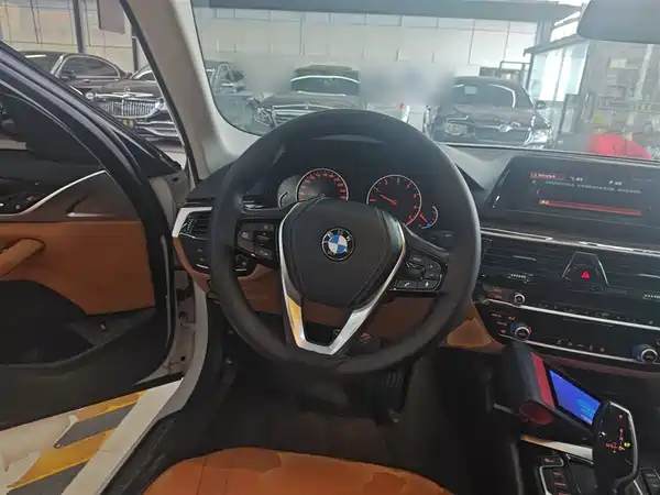 BMW 5 Series 2018