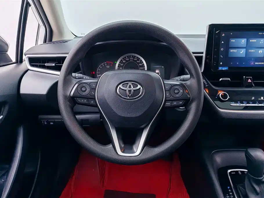 Toyota Corolla 2020 — фото 15