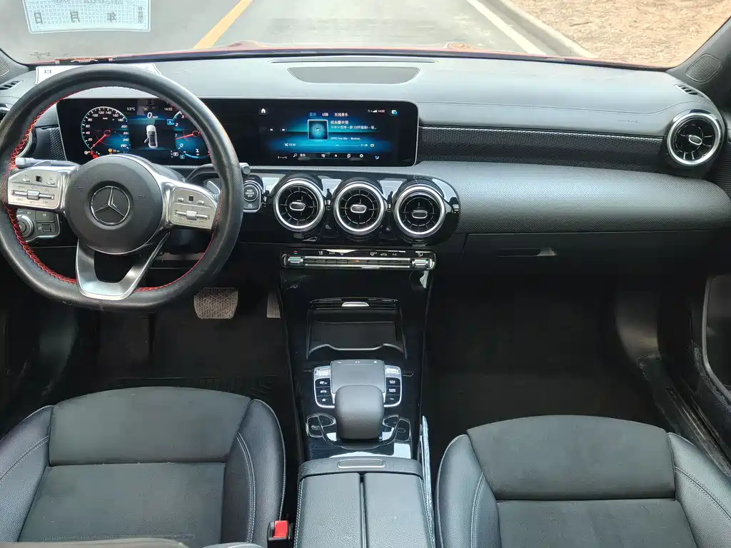 Mercedes-Benz A-Class 2019 — фото 6