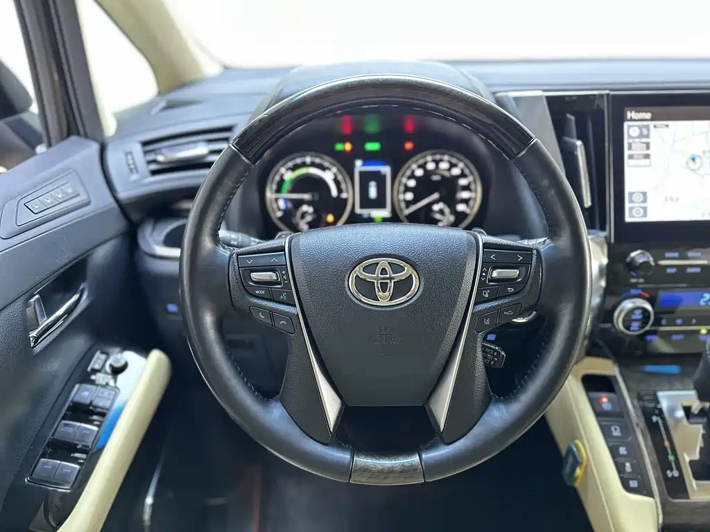 Toyota Alphard 2022 — фото 22