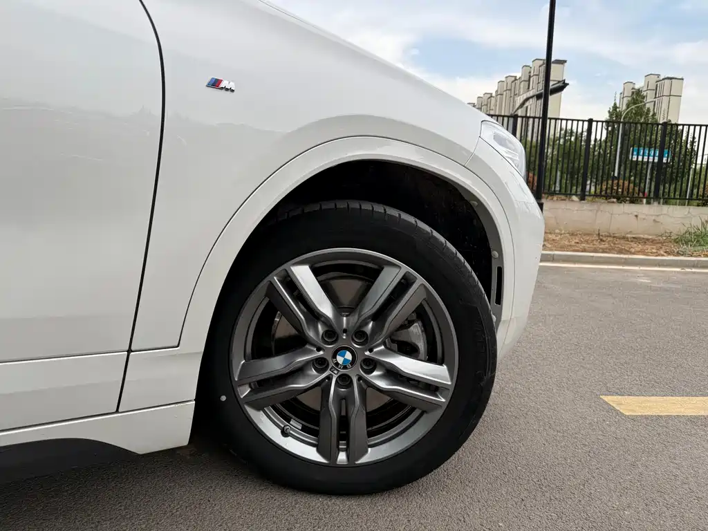 BMW X2 2023 — фото 8