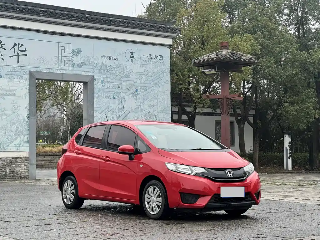 Honda Fit 2016 — фото 3