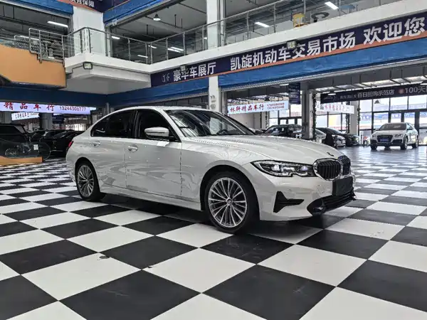BMW 3 Series 2022