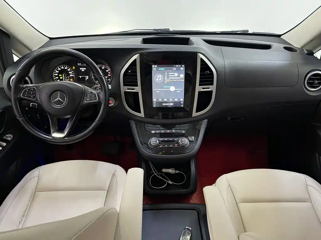 Mercedes-Benz Vito 2017 — фото 10