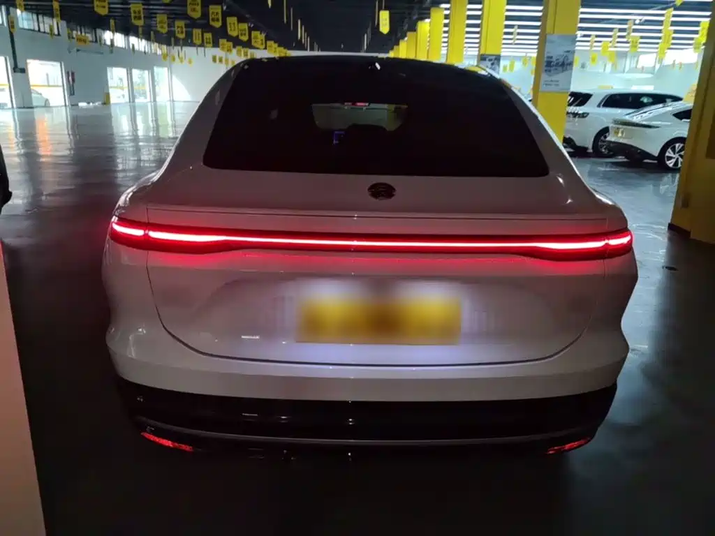 NIO EC6 2025