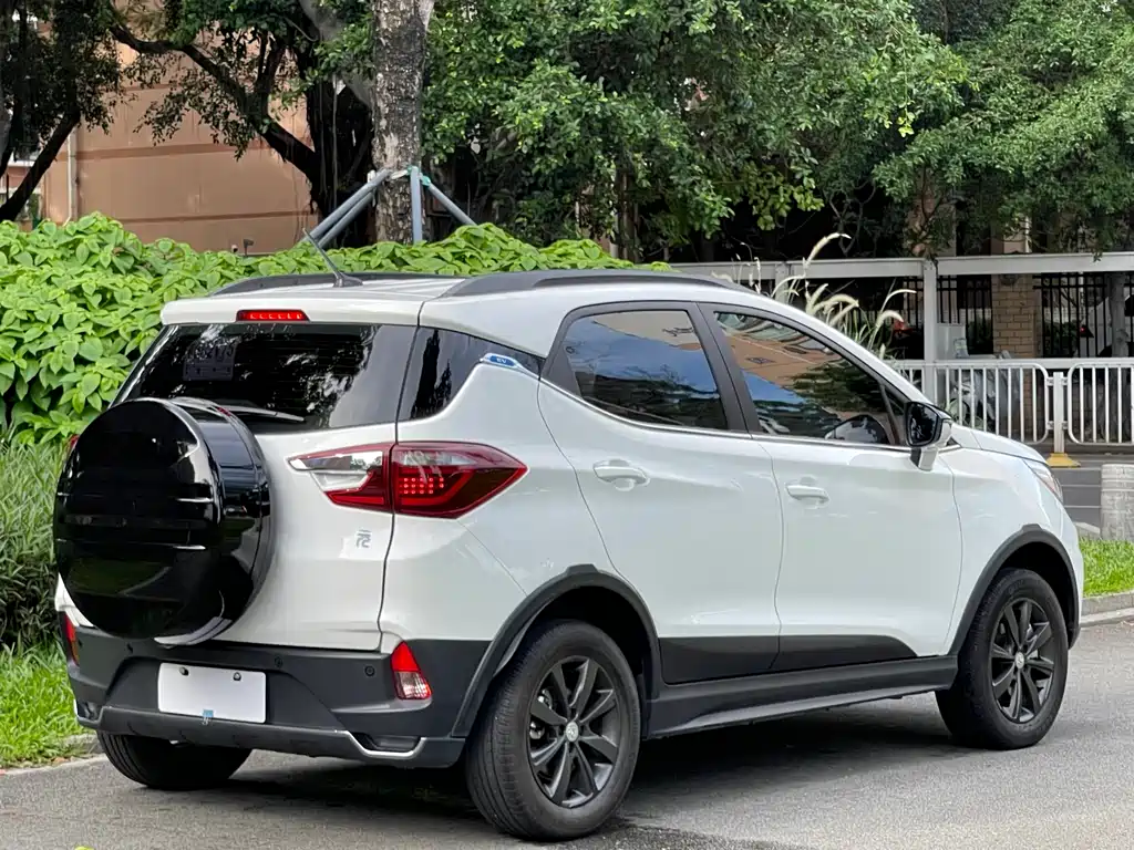 BYD Yuan EV 2019