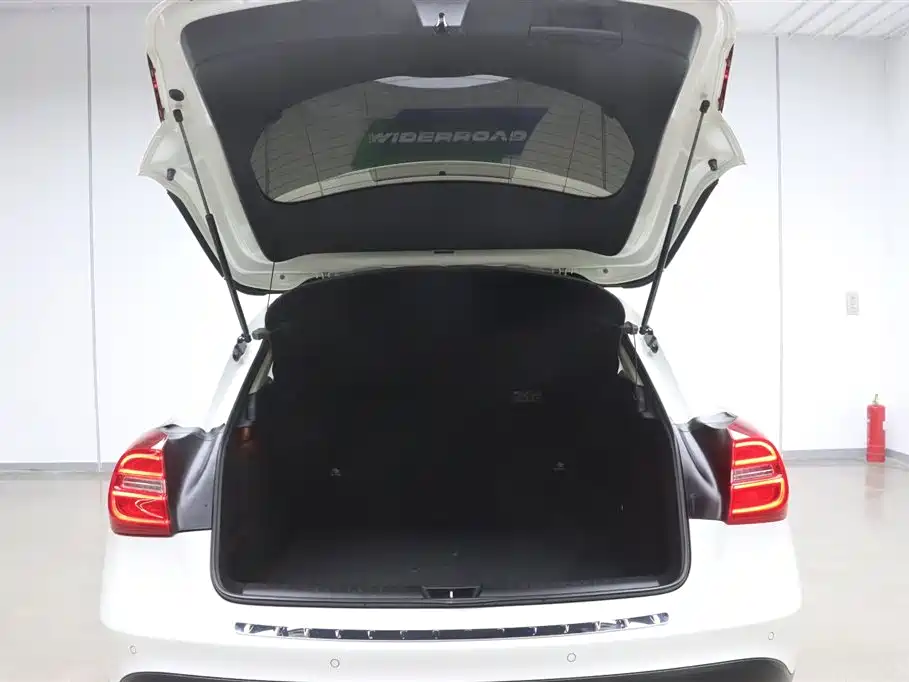 Mercedes-Benz GLA 2016 — фото 29