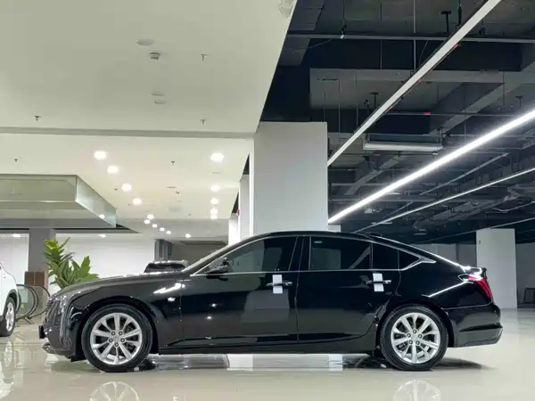 Cadillac CT5 2024