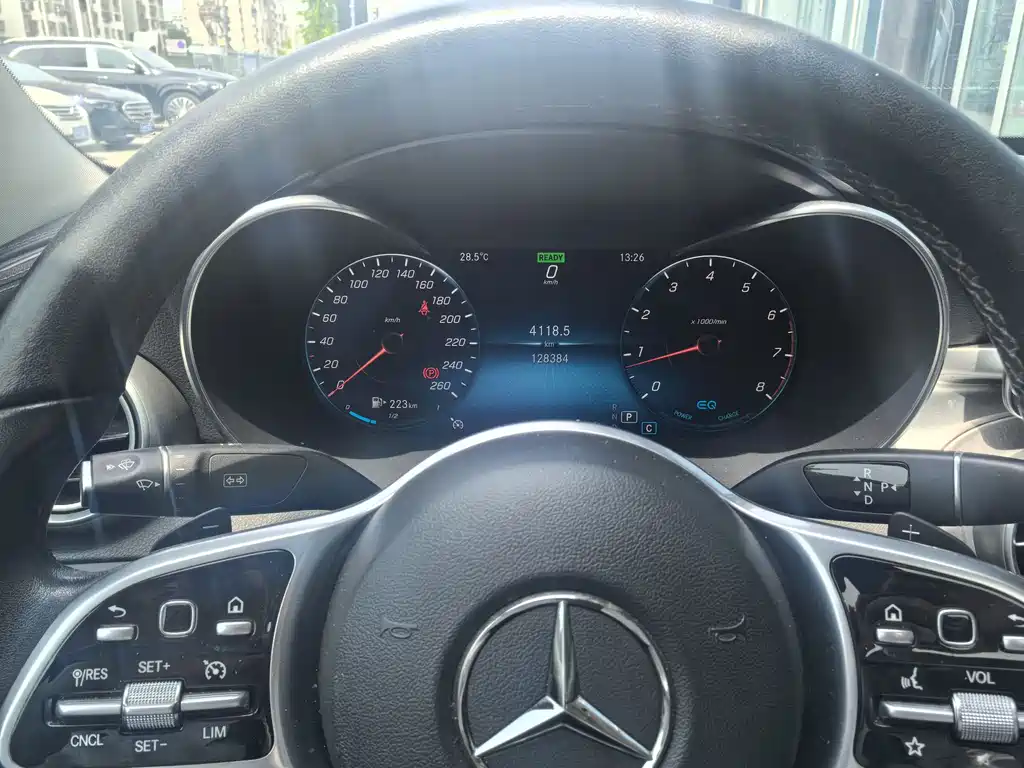 Mercedes-Benz C-Class 2019 — фото 13
