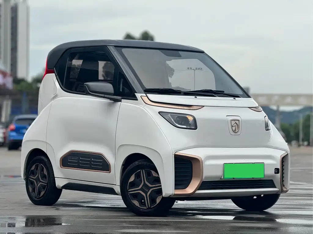 Baojun E200 2021