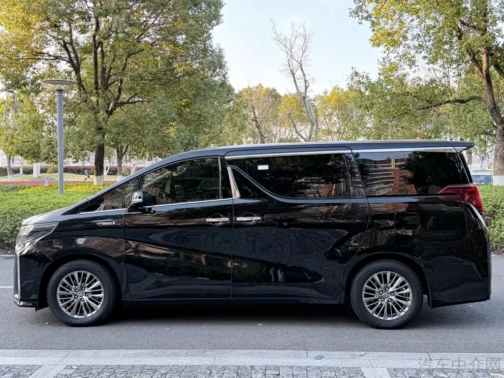 Toyota Vellfire 2020 — фото 4