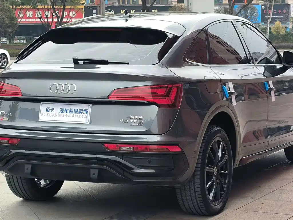 Audi Q5L Sportback 2021 — фото 8