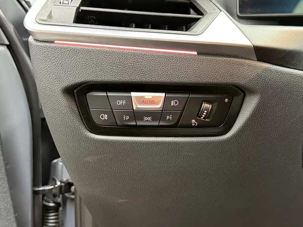 BMW i3 2023 — фото 18