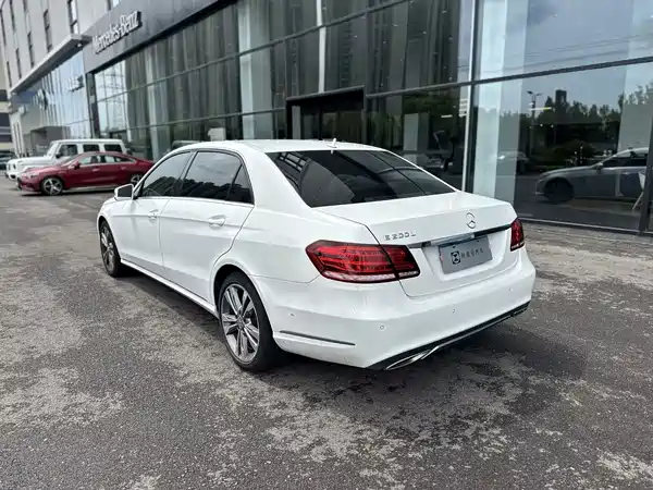 Mercedes-Benz E-Class 2014