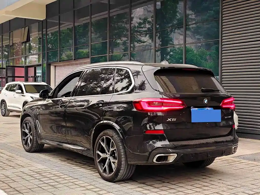 BMW X5 2023 — фото 6