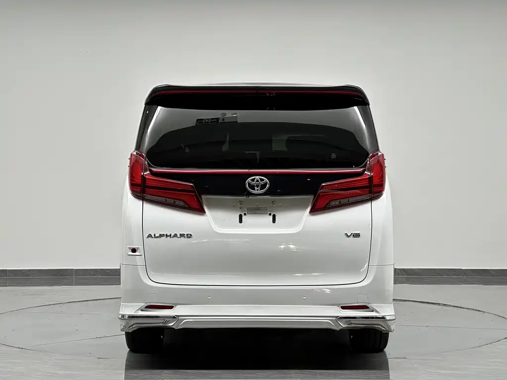 Toyota Alphard 2018 — фото 5