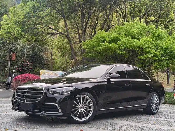 Mercedes-Benz S-Class 2023
