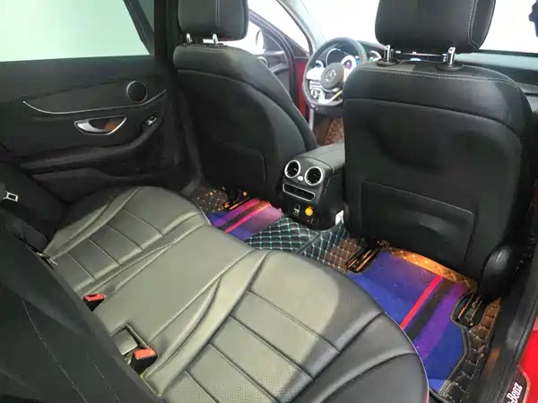 Mercedes-Benz C-Class 2020