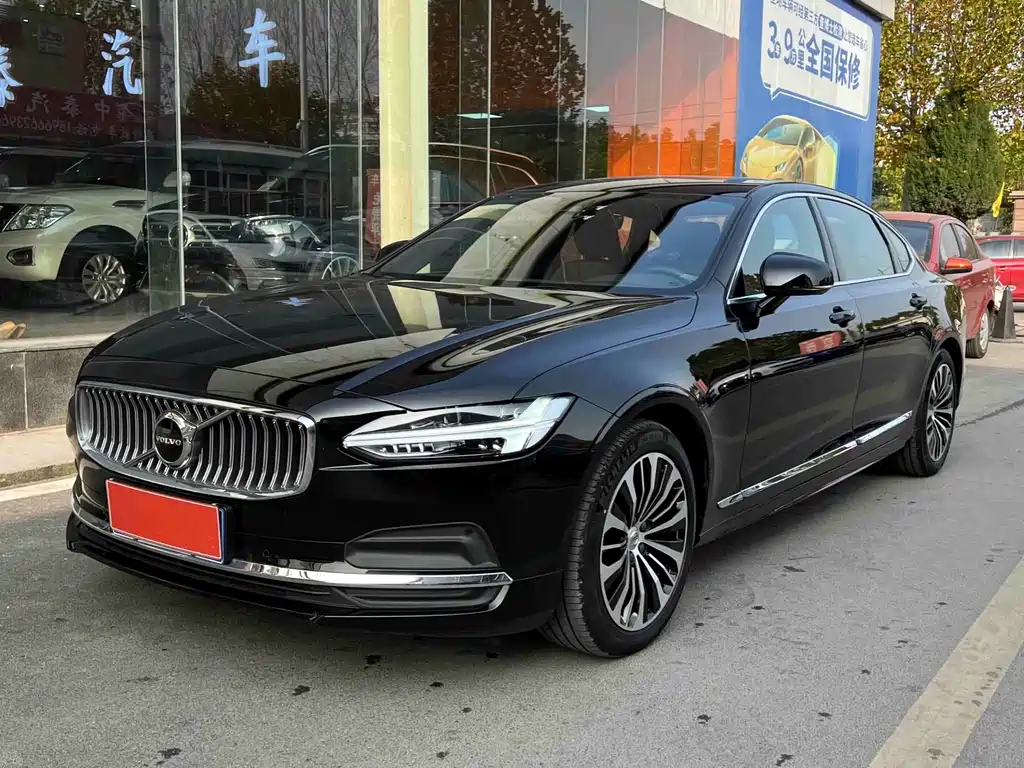 Volvo S90 2024 — фото 1