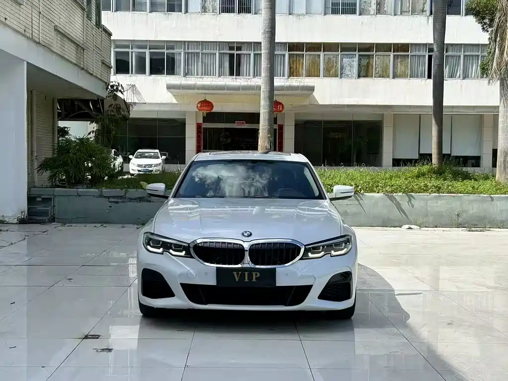 BMW 3 Series 2021