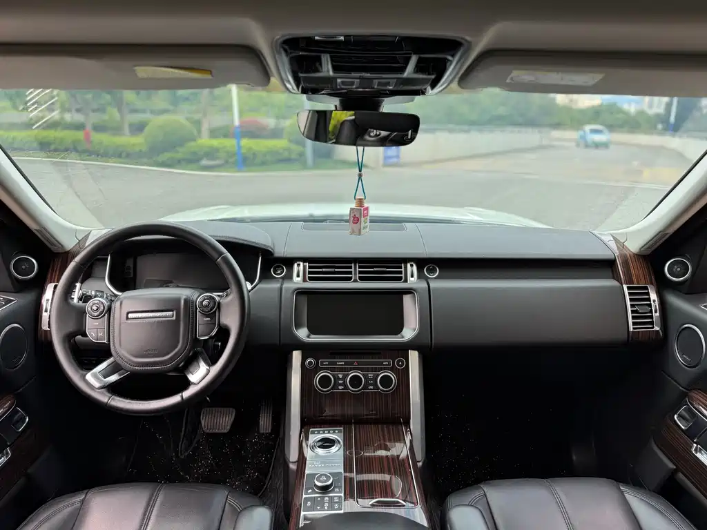 Land Rover Range Rover 2018 — фото 10