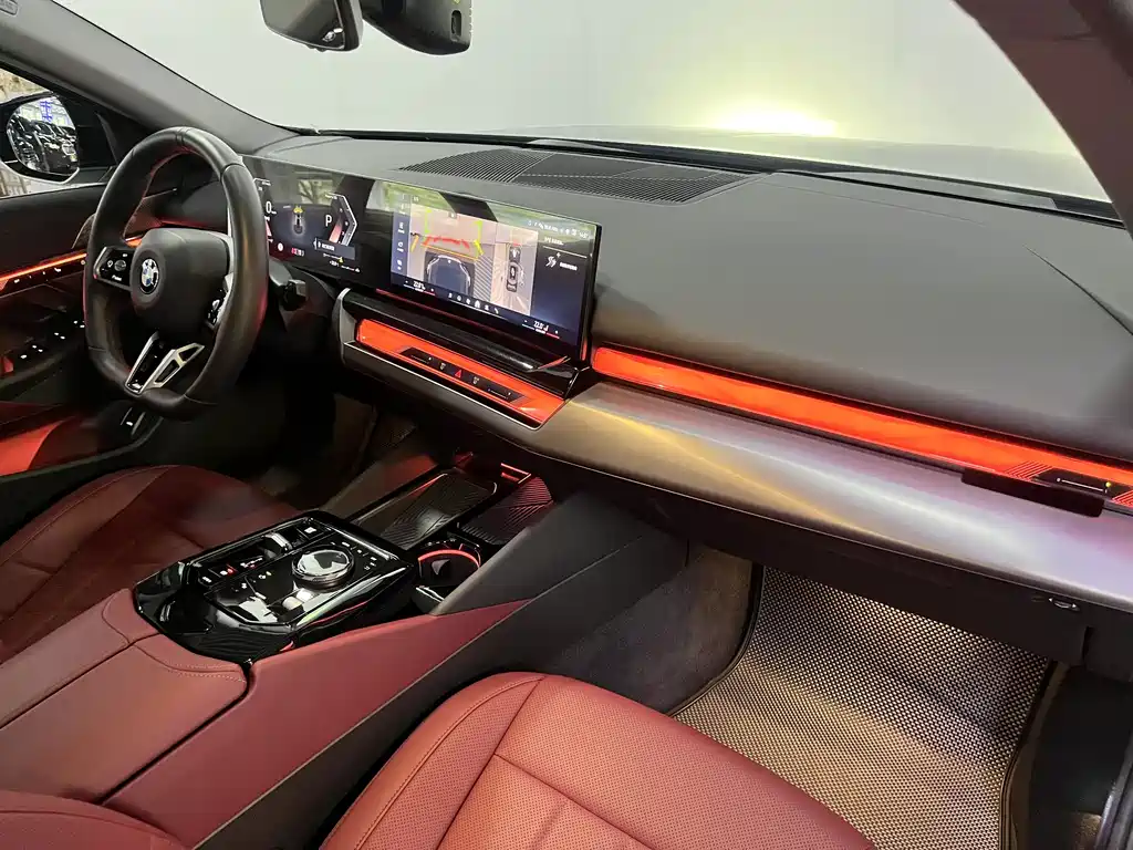 BMW 5 Series 2025