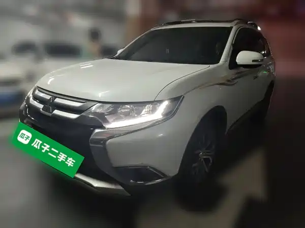 Mitsubishi Outlander 2018