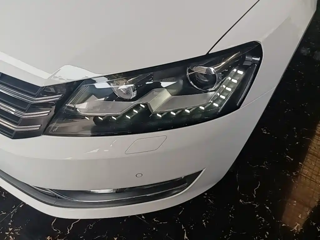 Volkswagen Passat 2015 — фото 24