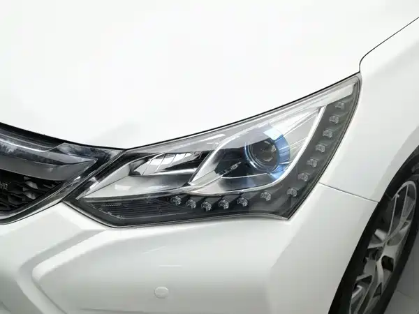 BYD Song 2016
