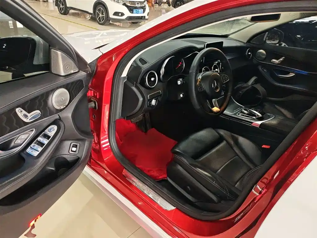 Mercedes-Benz C-Class 2017 — фото 16
