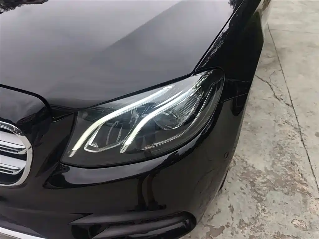 Mercedes-Benz E-Class 2020 — фото 24