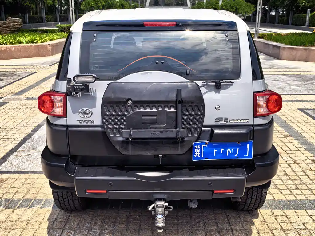 Toyota FJ Cruiser 2019 — фото 23