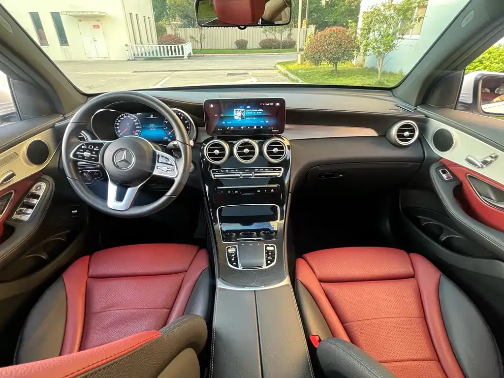 Mercedes-Benz GLC 2020 — фото 13