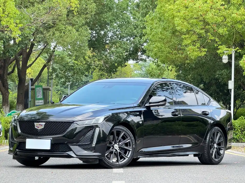 Cadillac CT5 2021 — фото 1