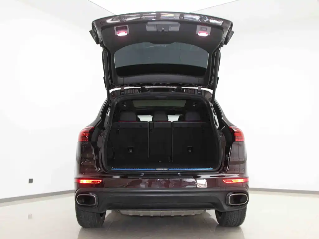 Porsche Cayenne 2015 — фото 13
