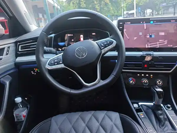 Volkswagen Sagitar 2025