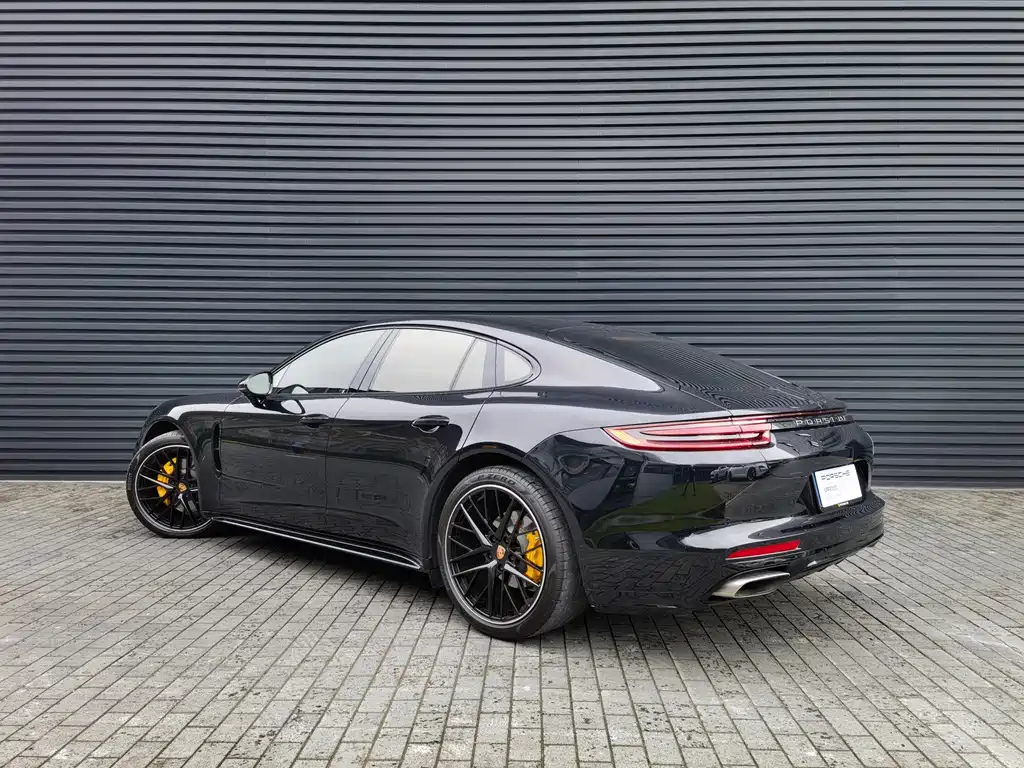 Porsche Panamera 2019 — фото 2