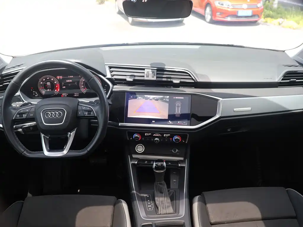 Audi Q3 2022 — фото 16