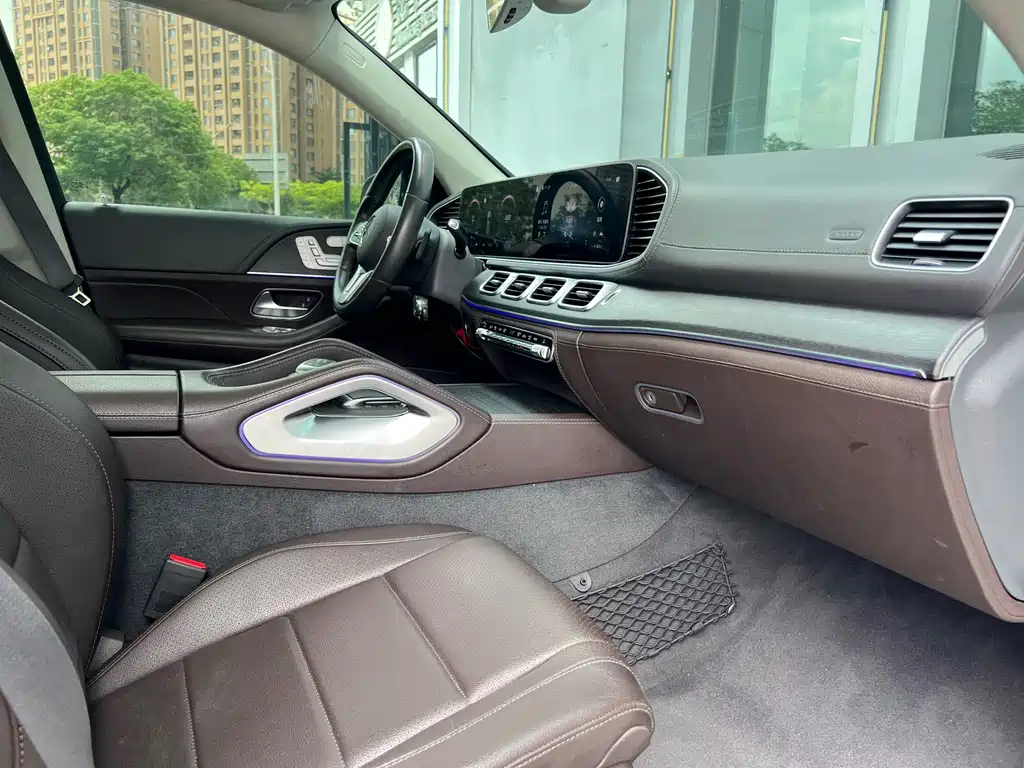 Mercedes-Benz GLE 2020 — фото 19