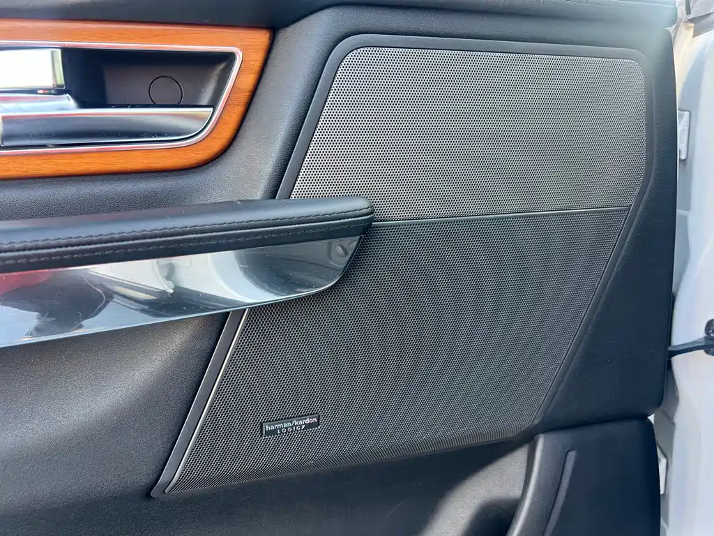 Land Rover Sport 2012 — фото 16