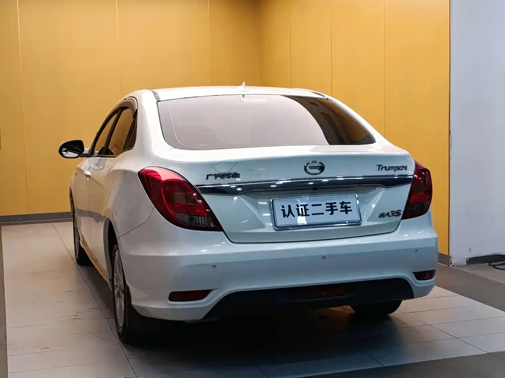 GAC Trumpchi GA3S Vision 2015 — фото 23