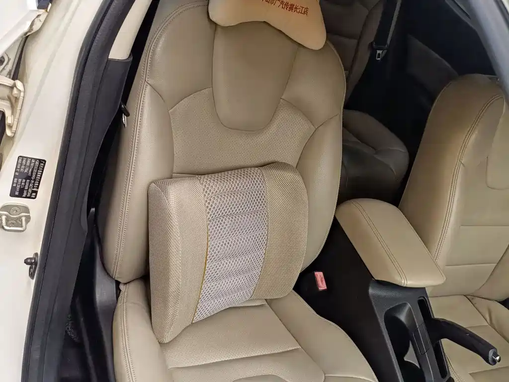 GAC Trumpchi GA3S Vision 2015 — фото 30