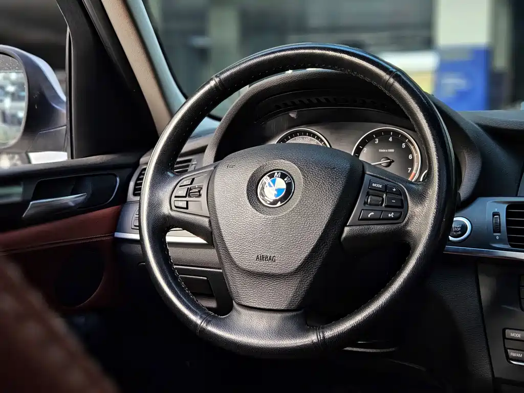 BMW X3 2014 — фото 14