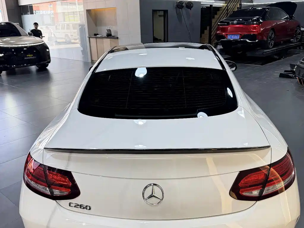Mercedes-Benz C-Class 2020