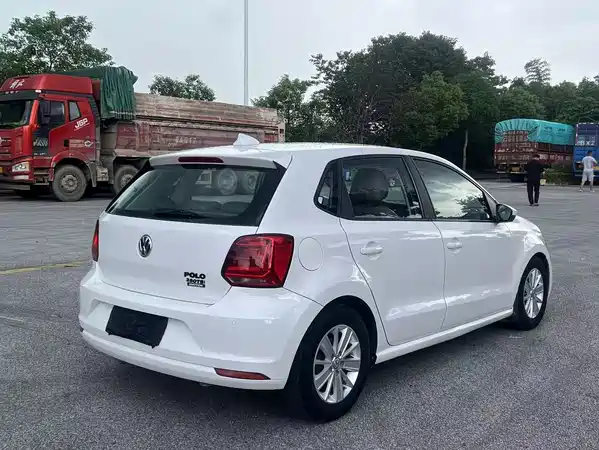 Volkswagen Polo 2016