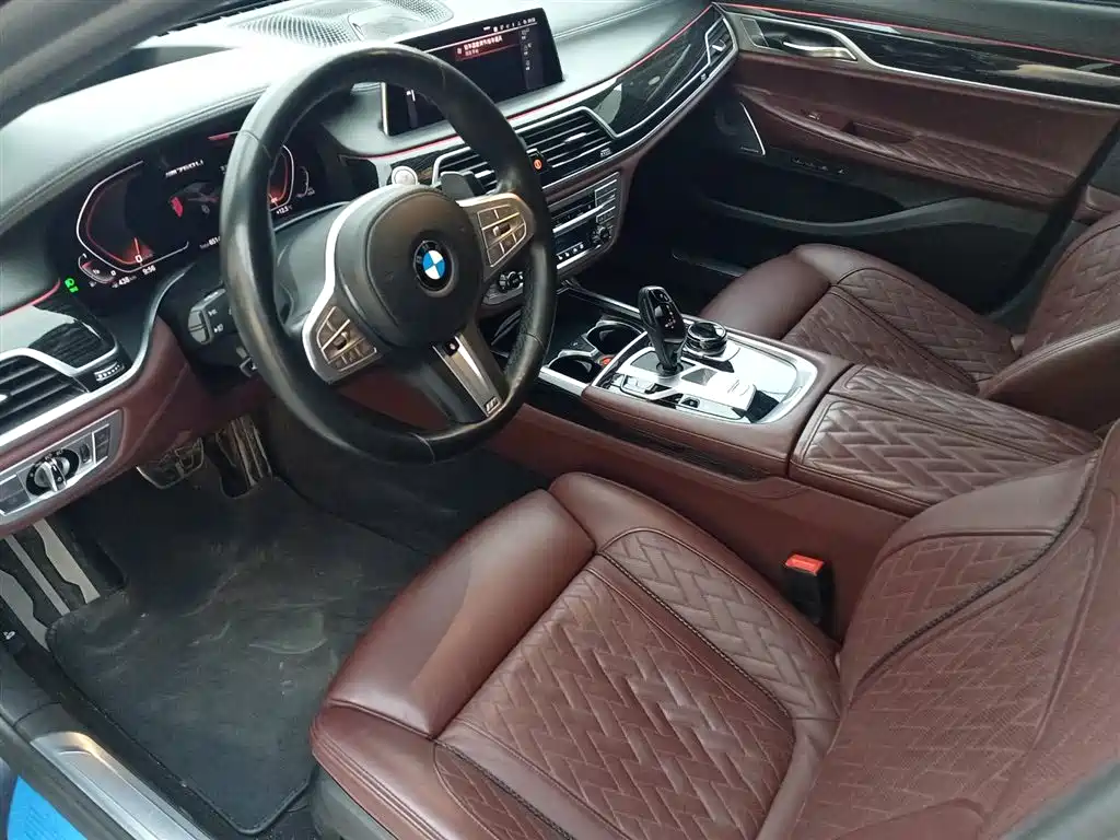 BMW 7 Series 2019 — фото 8